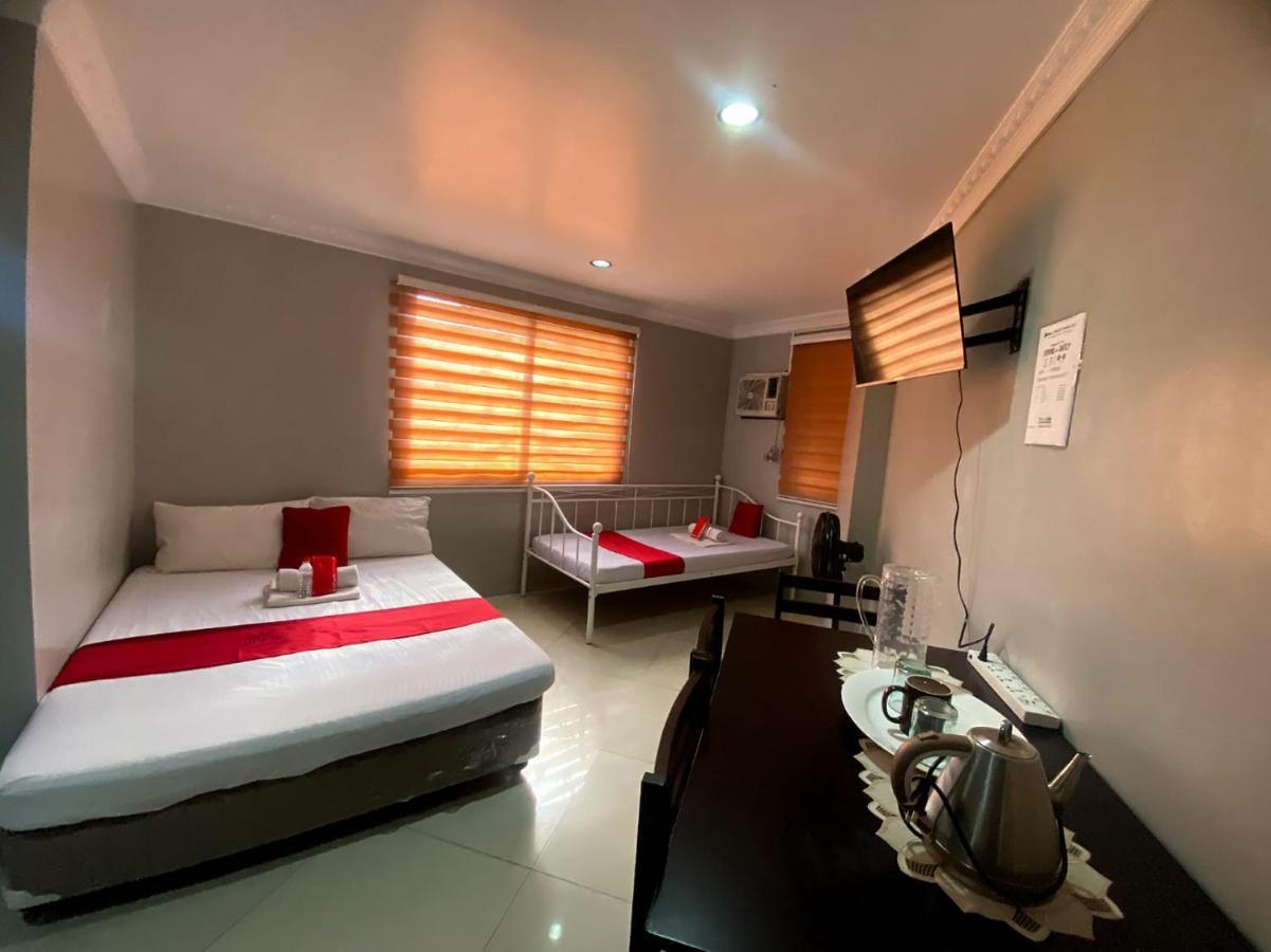 Oyo 104 Manila Venetian Hotel Kültér fotó
