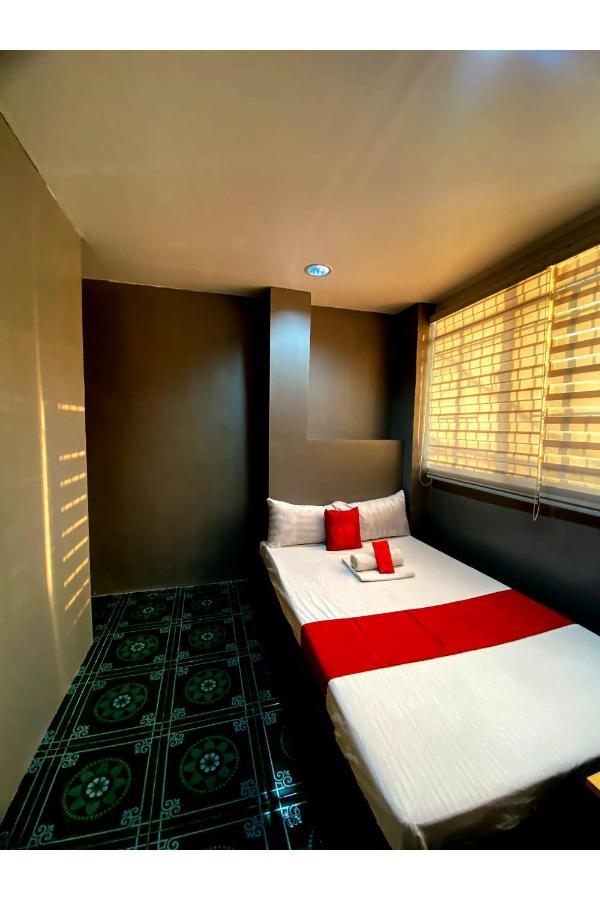 Oyo 104 Manila Venetian Hotel Kültér fotó